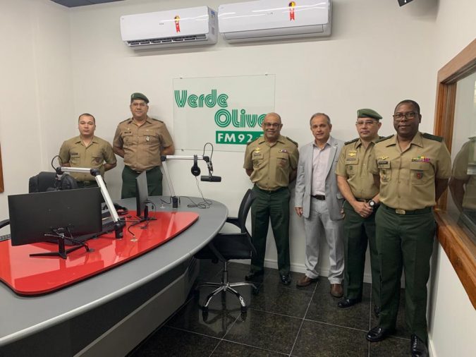 Inauguração da Rádio Verde-Oliva em Resende, no Rio de Janeiro