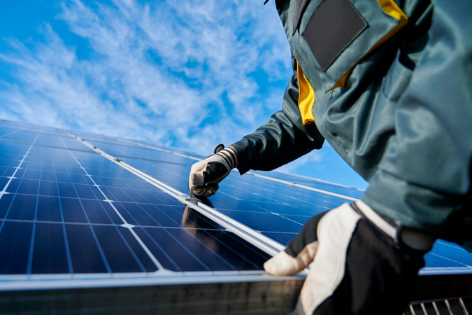 Faltam 2 meses para garantir isenção em placas solares